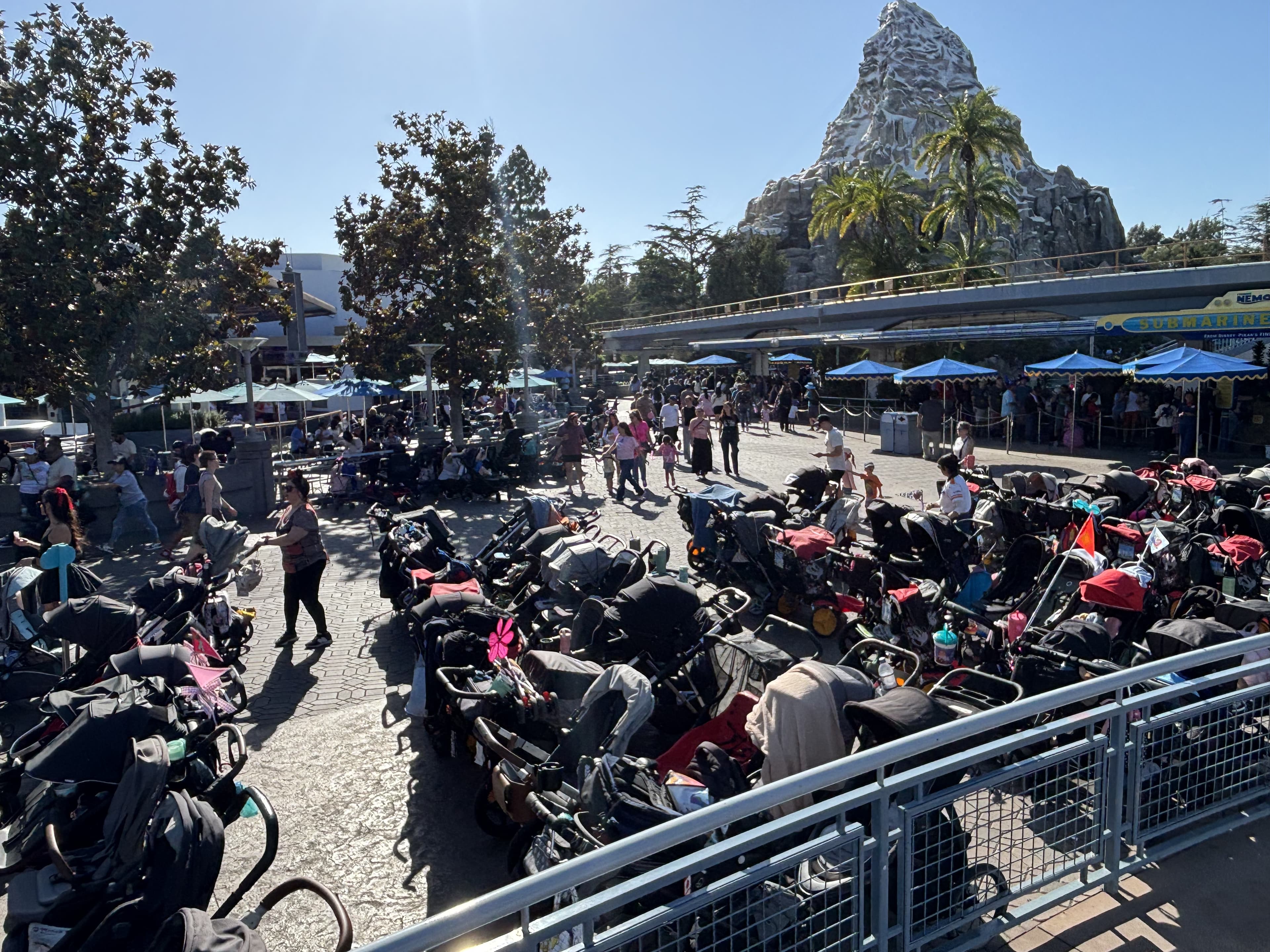 Disneyland for Toddlers and Young Children — The Complete Family Guide