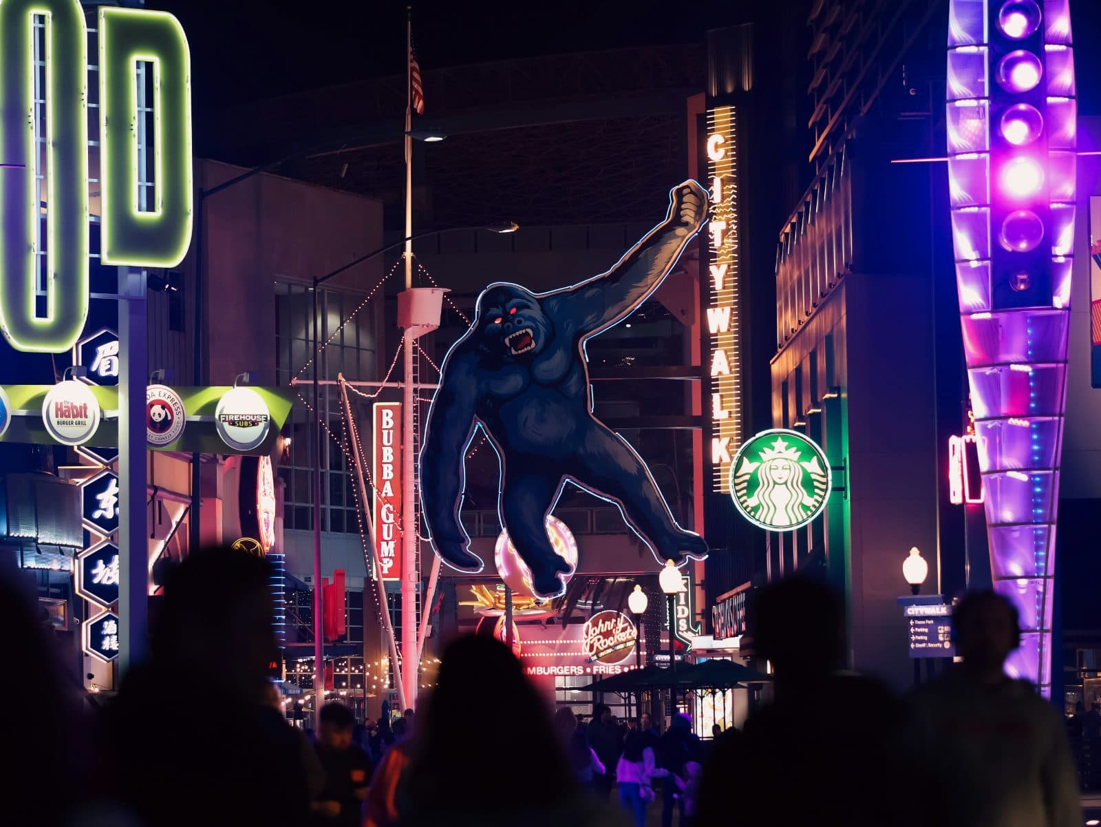 Universal CityWalk Dining Guide — Where to Actually Eat at Universal Studios Hollywood